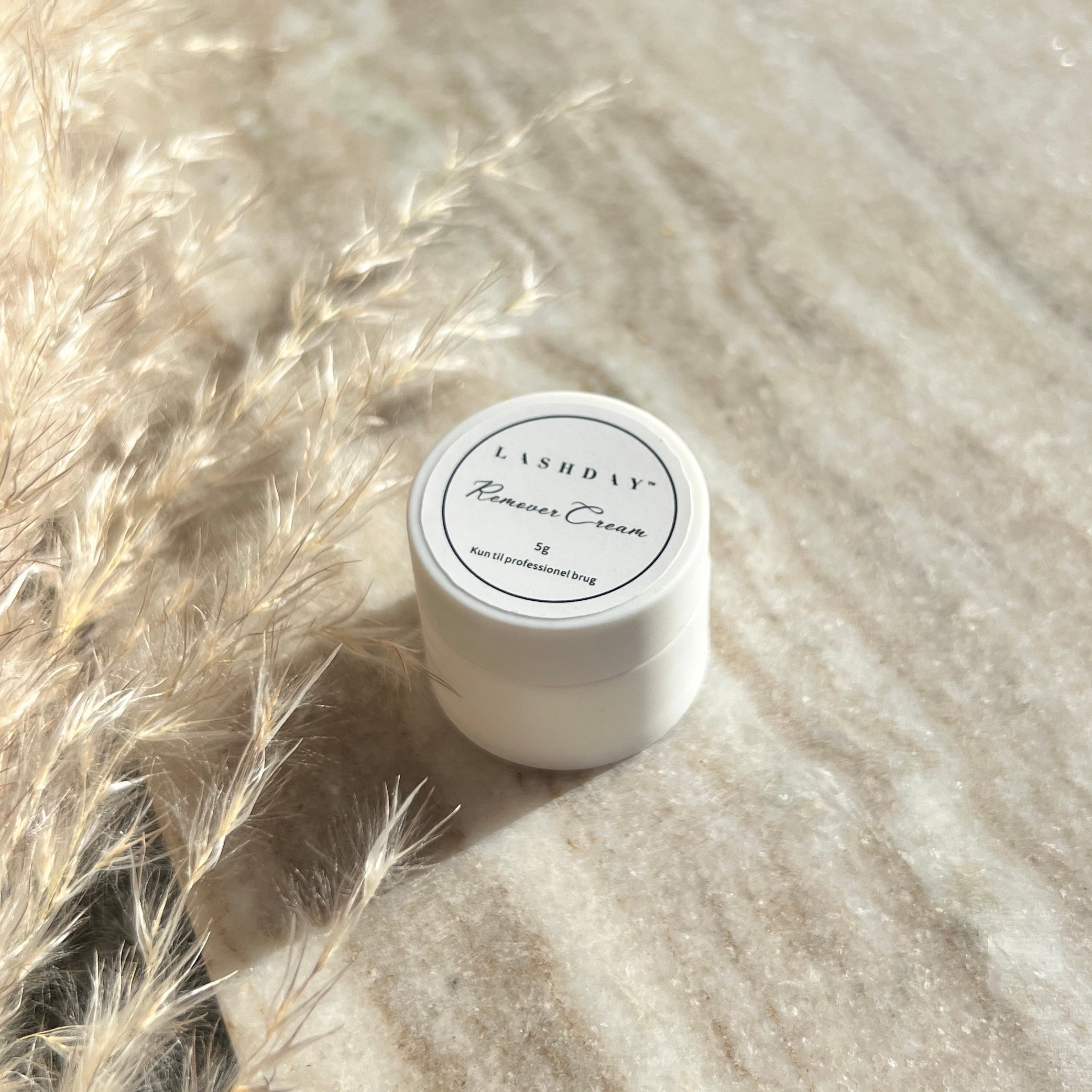 Cream remover