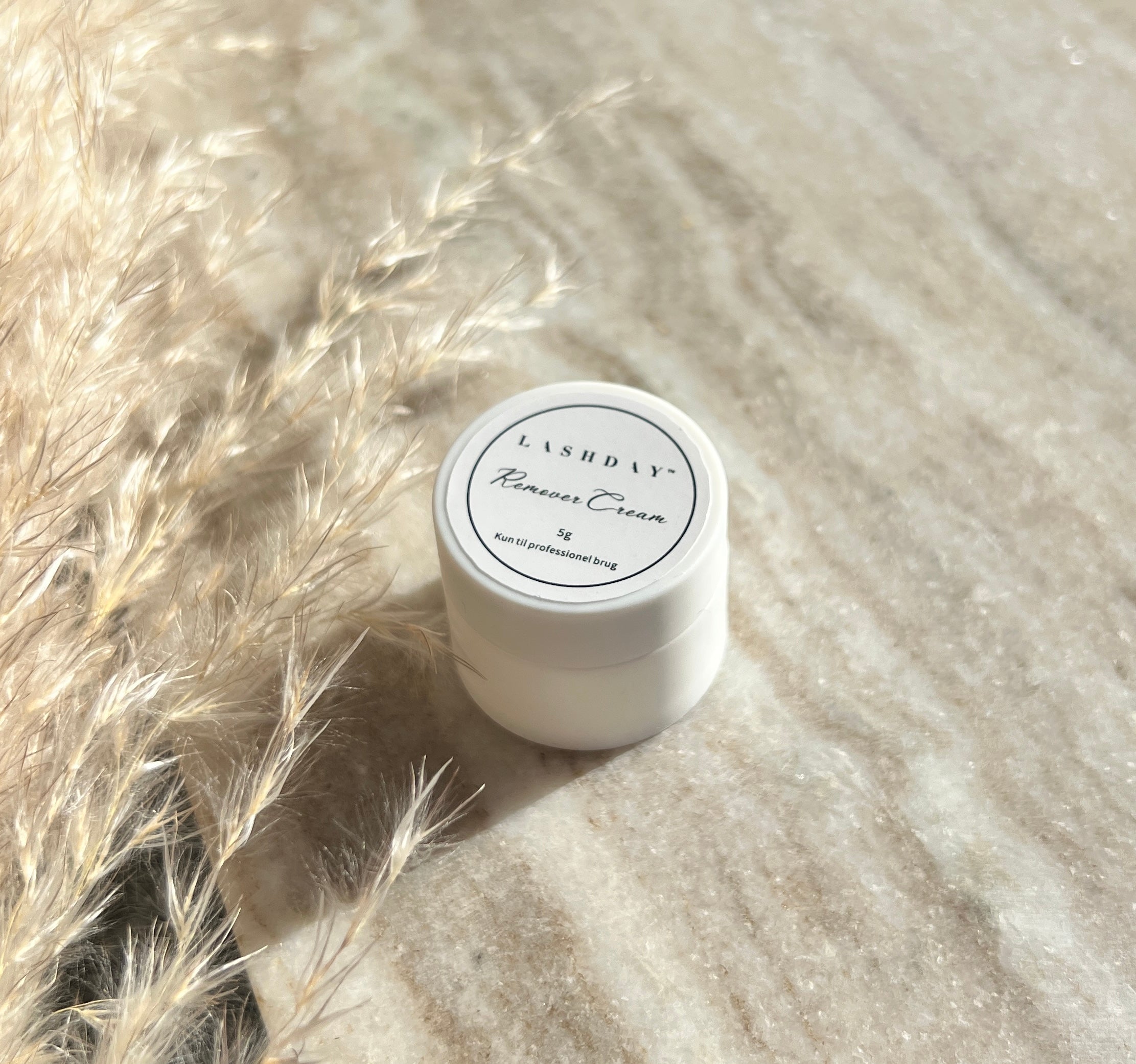 Cream remover