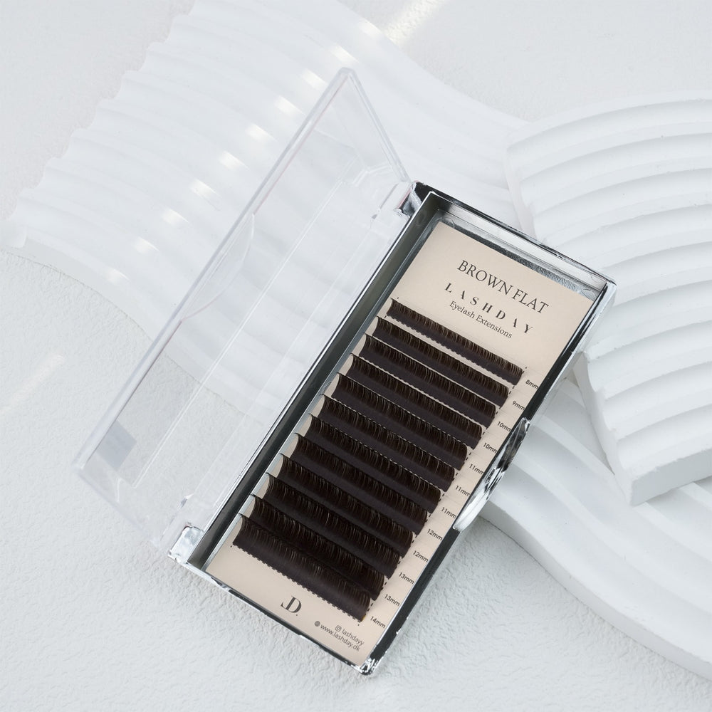 Mørkebrune Flat Lashes til eyelash extensions.