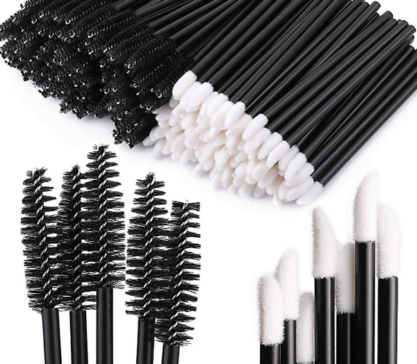 Mix mascara og læbe børste til professionelle behandlinger.