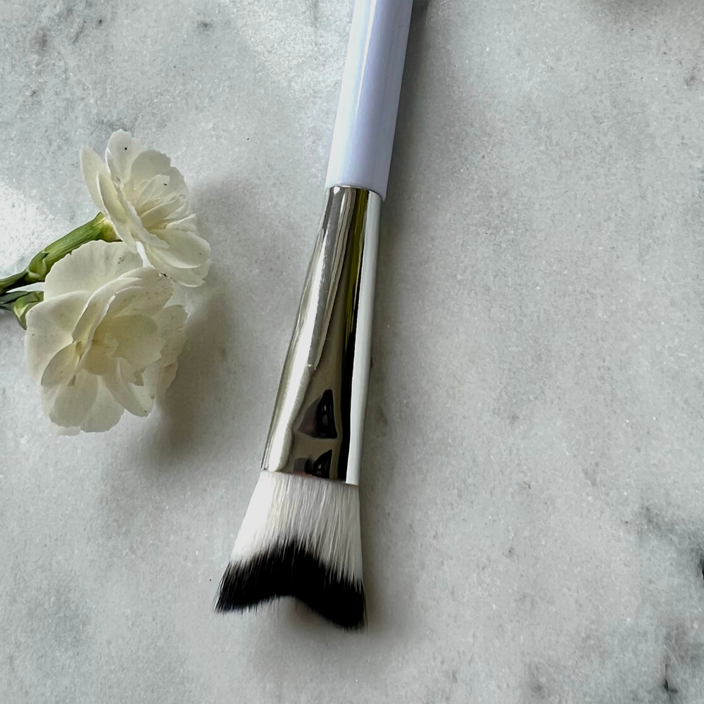 Rense pensel til eyelash extensions.