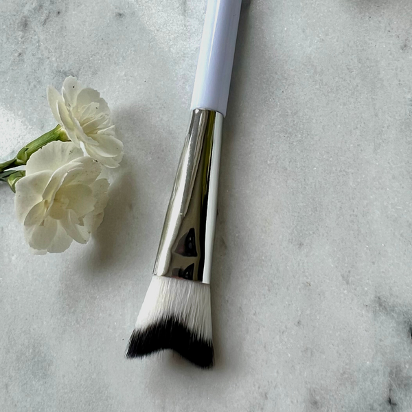 Rense pensel til eyelash extensions.