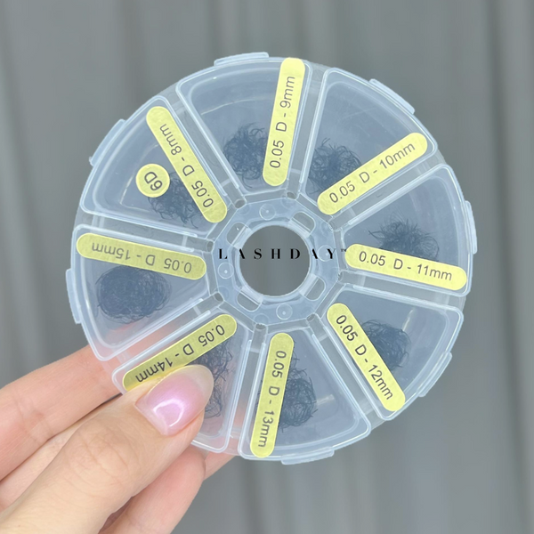 Premade Fans fra Lash Day til fyldige volume lashes.